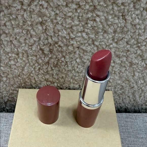 Clinique Bare Pop Shine Lipstick - Picture 2 of 6
